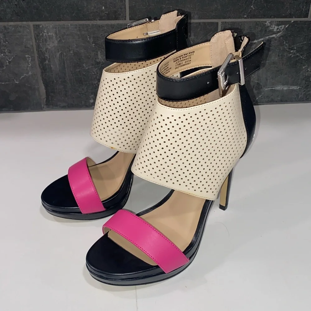 Juicy Couture Women's JCATARAHICE Platform Zip Up Ankle Platform Heels NWOB Sz 7
